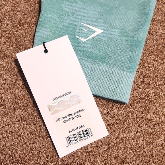 Gymshark Adapt Camo Seamless Leggings - Picture 5 of 7